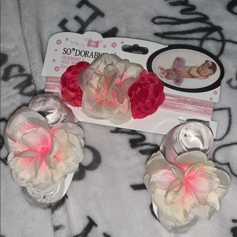 Flower head wrap and foot wear set